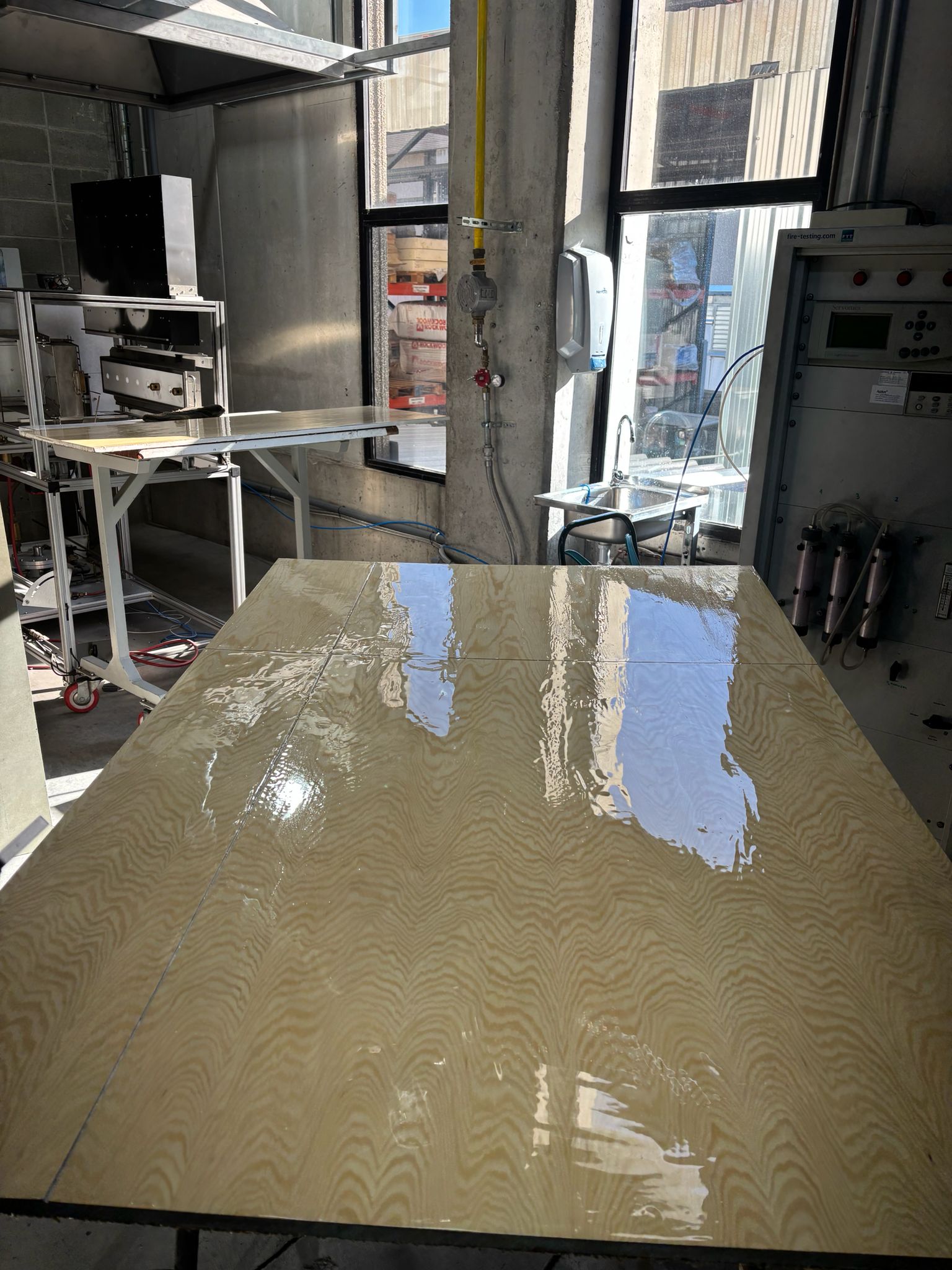 Ensayo SBI en Applus: Barniz Ignifugante para Madera Bs1d0